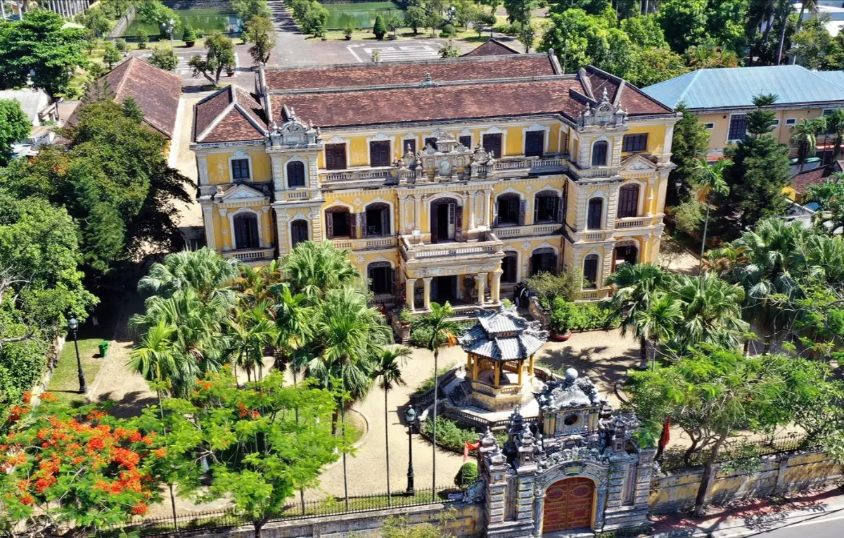 An Dinh Palace - French colonial palace of Emperor Khai Dinh