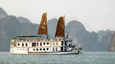 Heritage-line-cruise-halong-bay