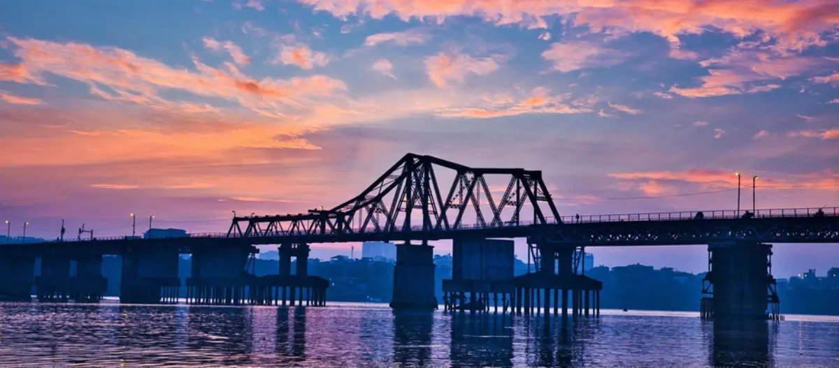 Long Bien Bridge steel structure over Red River