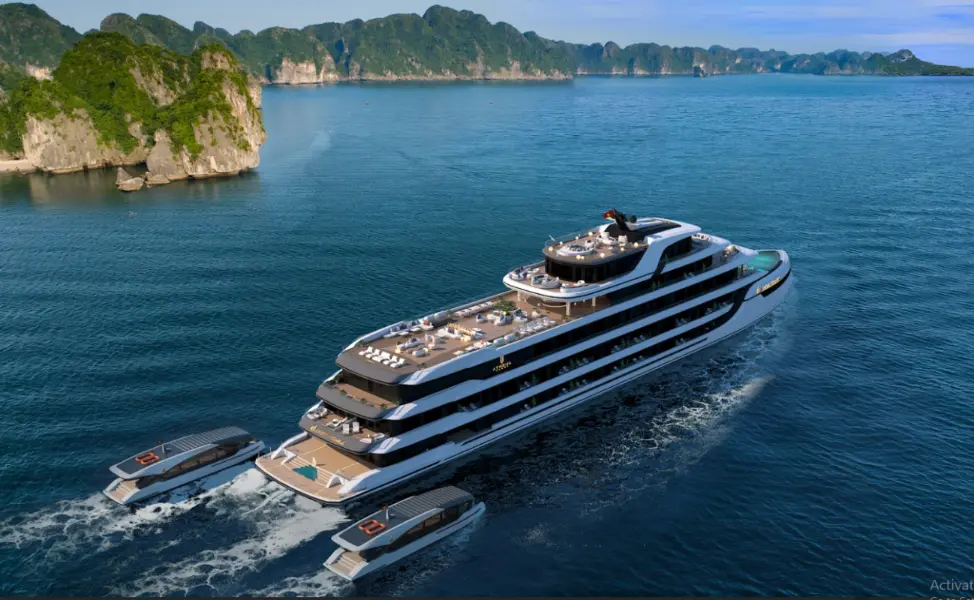 Luxury cruise ships in Vietnam: Mekong Delta yacht and Halong Bay junk boat